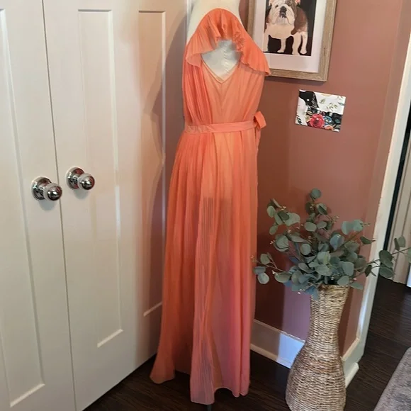 Vtg Vanity Fair coral pleats waist tie S Off-Shoulder flutter sleeve nightgown - Picture 5 of 16